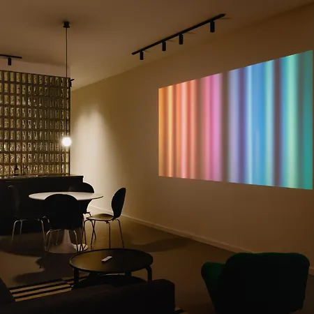 Nook Am Checkpoint Charlie