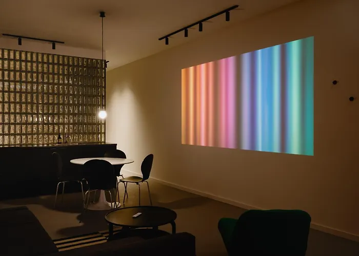 Nook Am Checkpoint Charlie